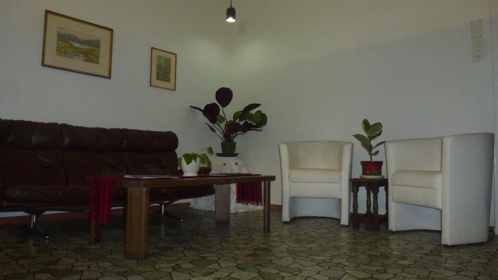 Bahnhof Hotel Interlaken Luaran gambar